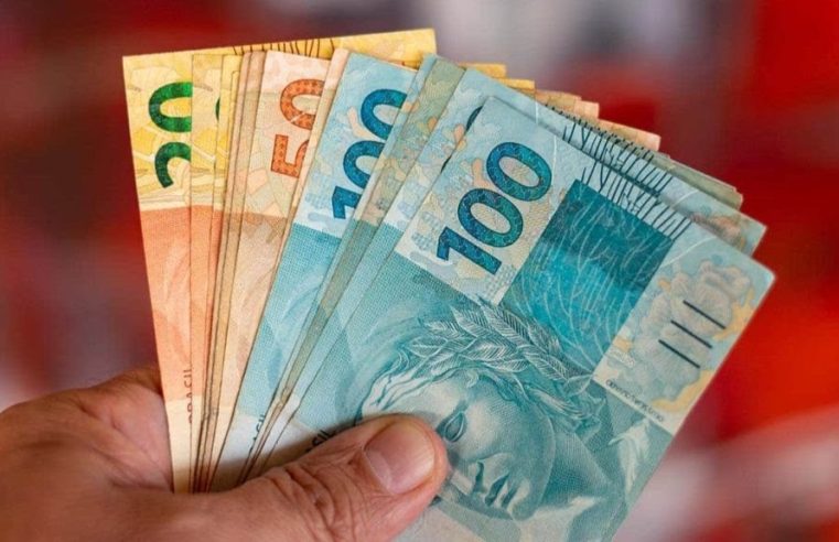 Salário mínimo de R$ 1.412 entrou em vigor