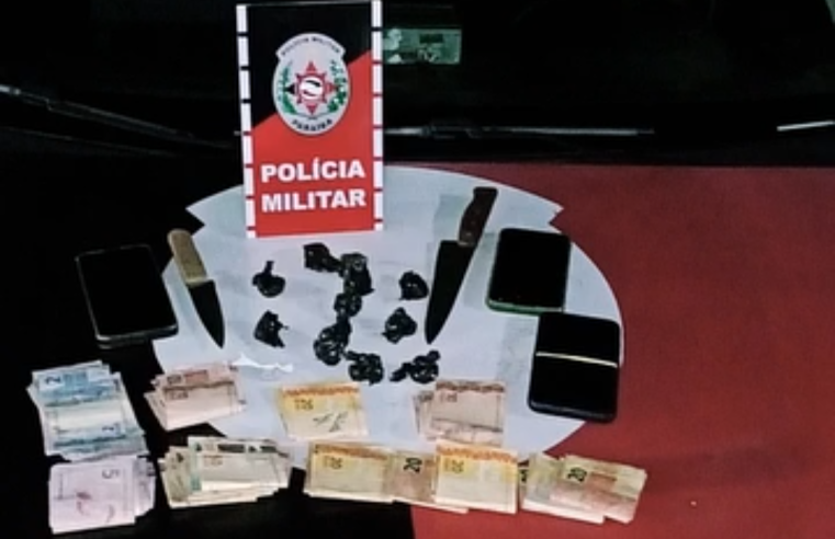 Equipe da PM apreende drogas e dinheiro, em Guarabira