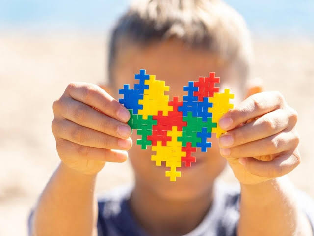 Dia Mundial de Conscientização sobre o Autismo é celebrado nesta terça-feira