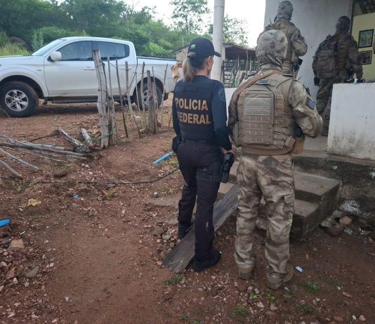 Operação contra o tráfico de drogas cumpre mandados de prisão e busca na PB e outros três estados