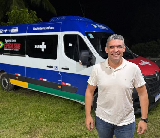 Prefeito Camaf Douglas entrega Van 0 KM para fortalecer a saúde de Lagoa de Dentro