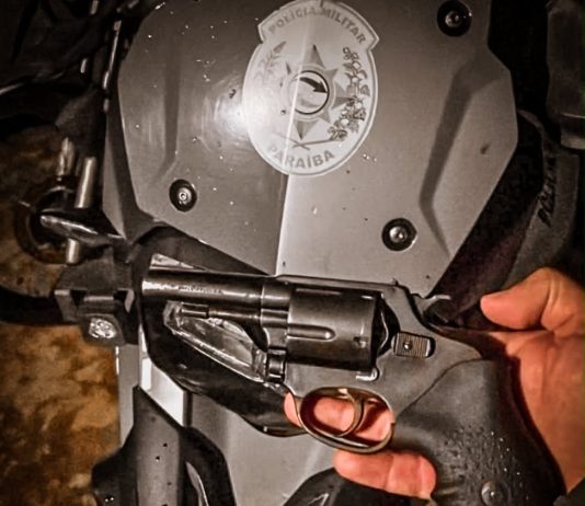 Arma de fogo, munições e entorpecentes são apreendidos em Pirpirituba