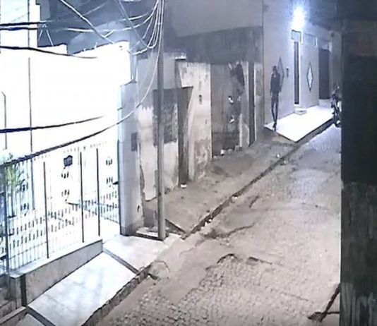 Filho de diarista é preso suspeito de envolvimento em assalto em que família foi obrigada a fazer Pix de R$ 46 mil