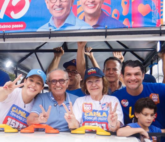 Camila, Cícero e Veneziano mobilizam multidão durante Caravana do Povo pelo Brejo paraibano
