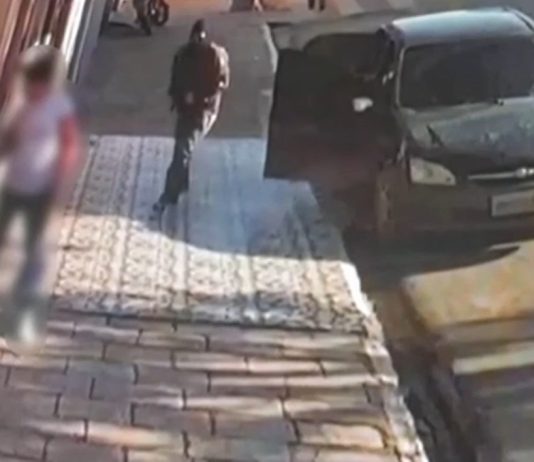 Homens armados invadem casa de empresário e fazem família refém