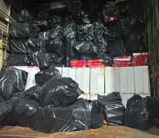 Mais de 25 mil pacotes de cigarros contrabandeados são apreendidos e um homem é preso, em Gurinhém