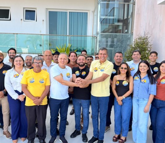 Aguinaldo Ribeiro conquista apoio do prefeito Adjamir e grupo de situação de Curral de Cima