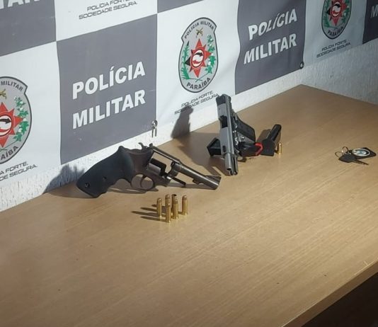 Mulher é vítima de bala perdida e dois suspeitos são presos após troca de tiros